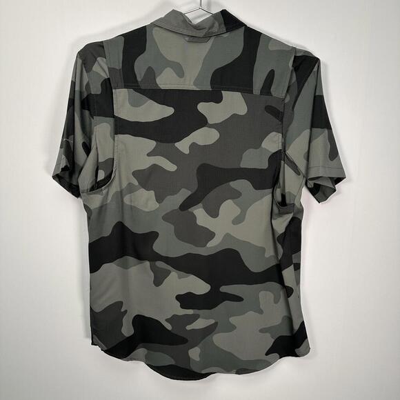 Columbia Utilizer Gray Camo Button Up Small - Picture 6 of 7